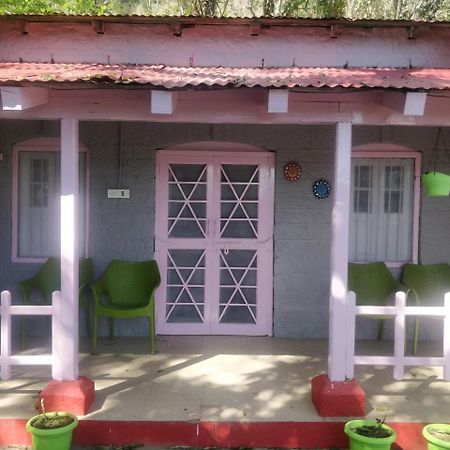 Hots Nainital Patwa Dunga Exterior photo